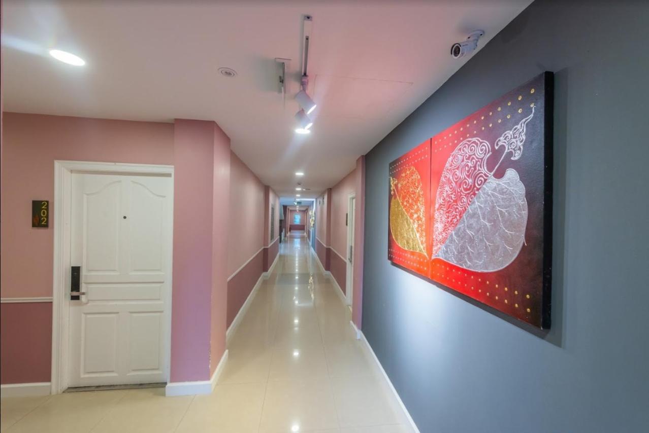 Napheera Royal Tel Hotel Ban Khlong Bang Krathiam Ngoại thất bức ảnh